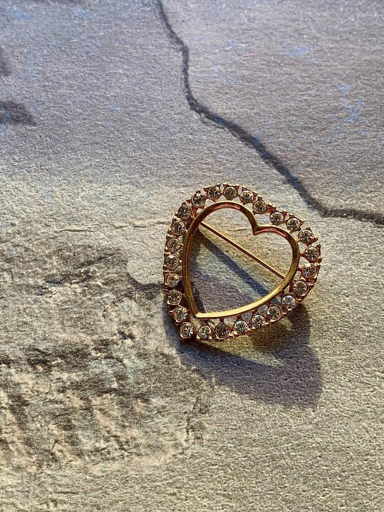 Винтажная брошь «Diamond love»