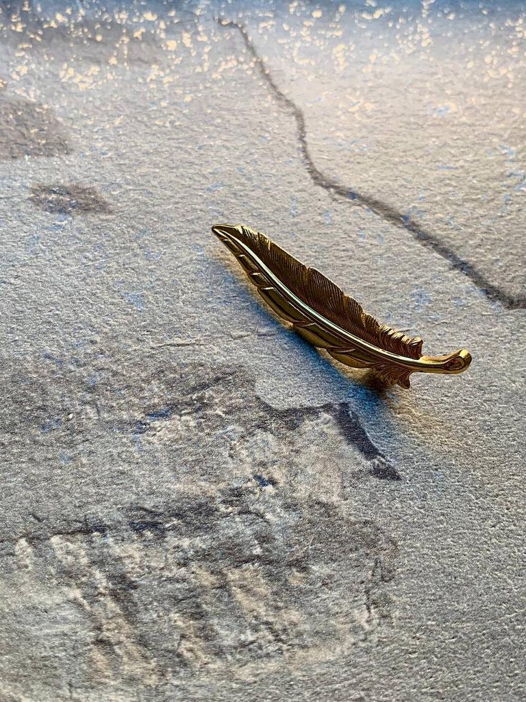 Винтажная брошь «Feather»