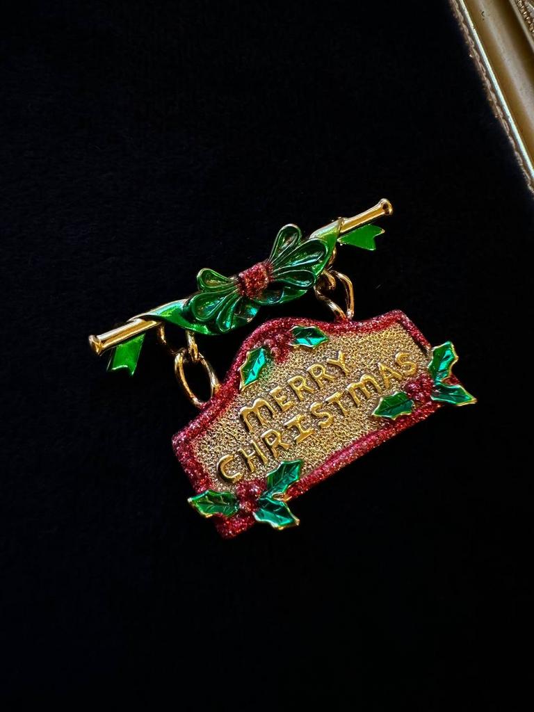 Винтажная брошь «Merry Christmas»