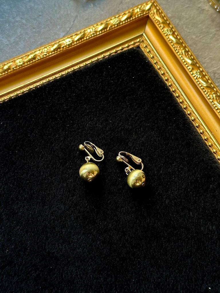 Винтажные клипсы «Шарики»