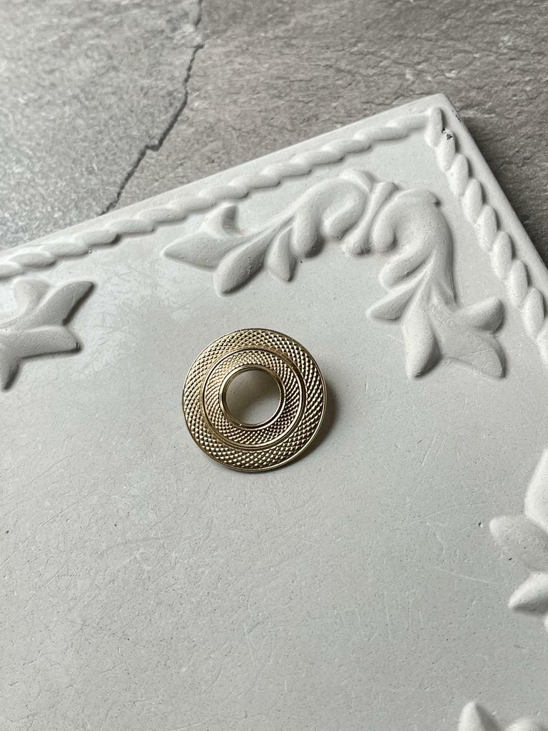 Винтажная брошь «Гипнотизирующая»