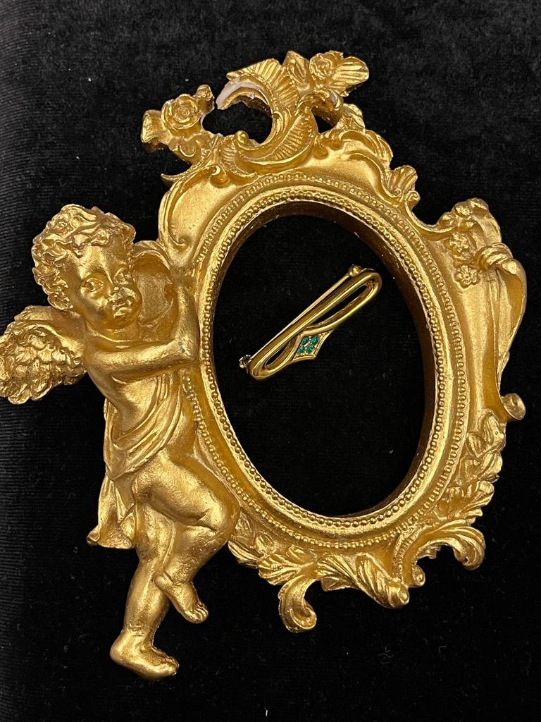 Винтажная брошь аккуратная