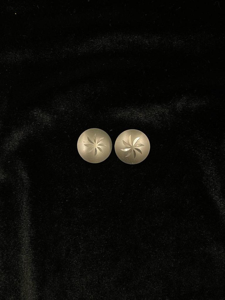 Винтажные клипсы «С минималистичными цветами»