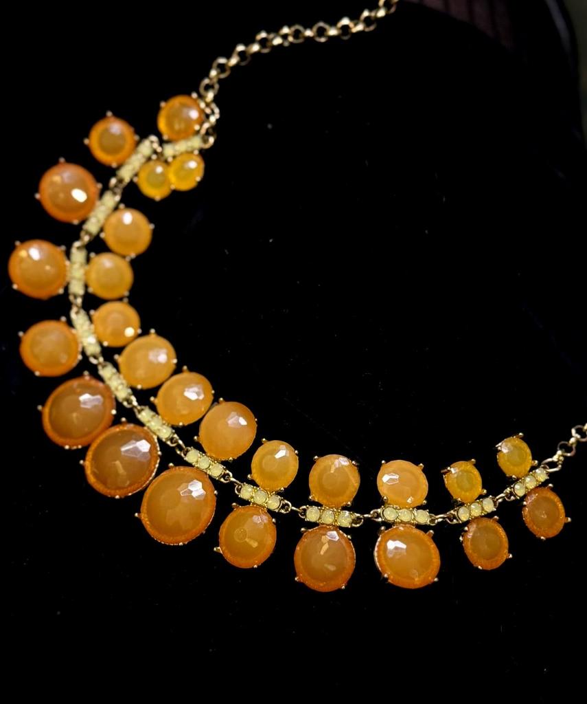 Винтажное колье с оранжевыми крупными камнями