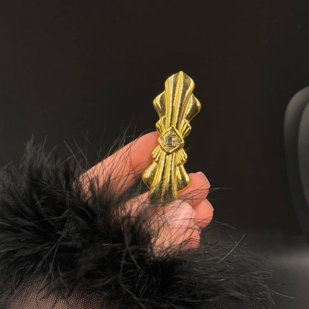 Винтажная брошь "Симметрия"