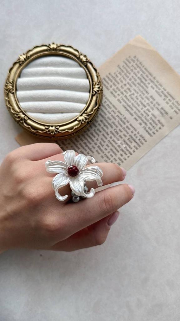 Кольцо «Объемная Лилия» регулируемое