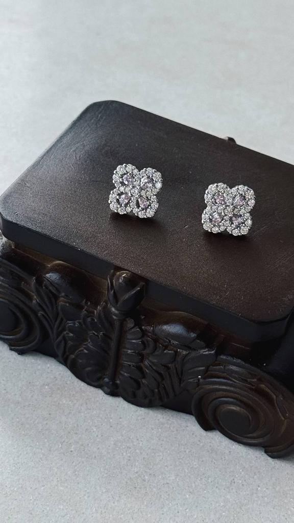 Серьги-гвоздики "Северное сияние"