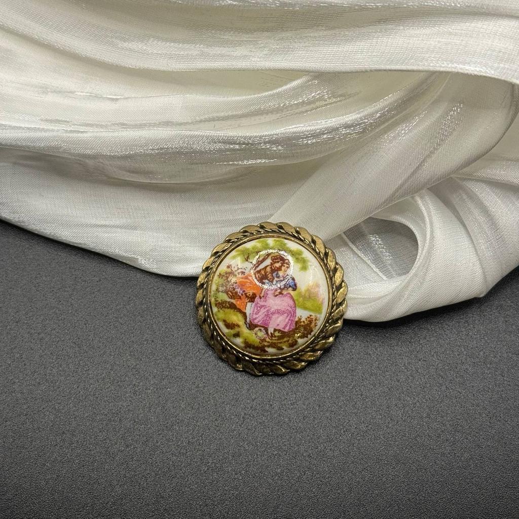 Винтажная брошь "История одной прогулки", Англия, 60е