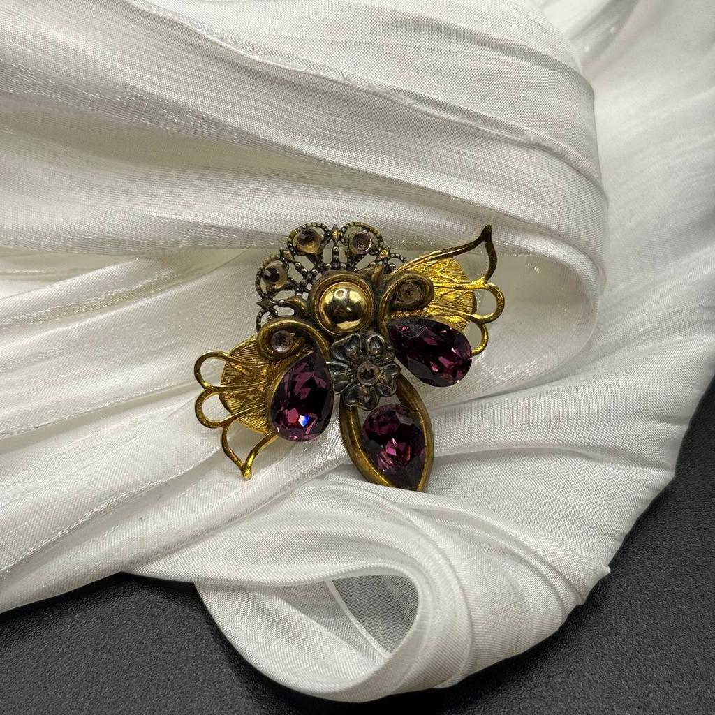 Винтажная брошь "Естество прекрасности", США, 70е