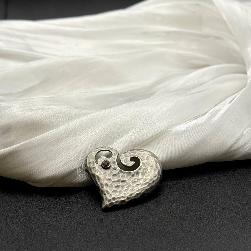 Винтажная брошь "Сердце антиквара", DD, США, 70е