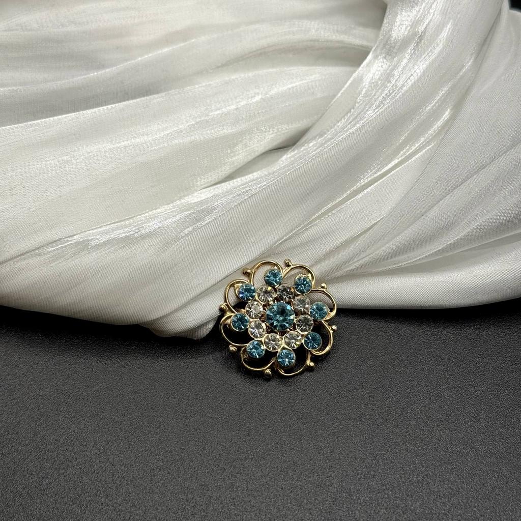 Винтажная брошь "Изящество №3", США, 70е