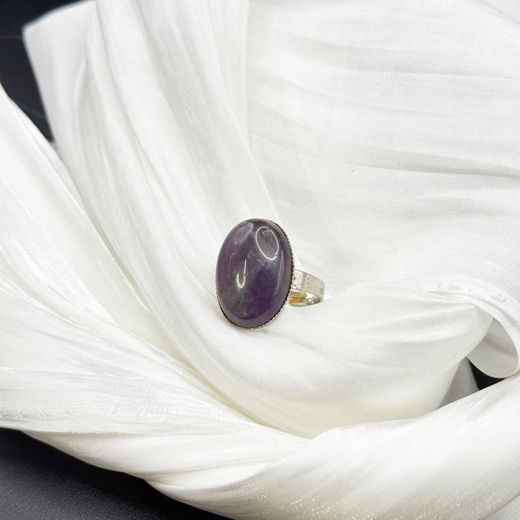 Винтажное кольцо со вставкой из аметиста «Фиолетовая магия», 80е, регулируемое