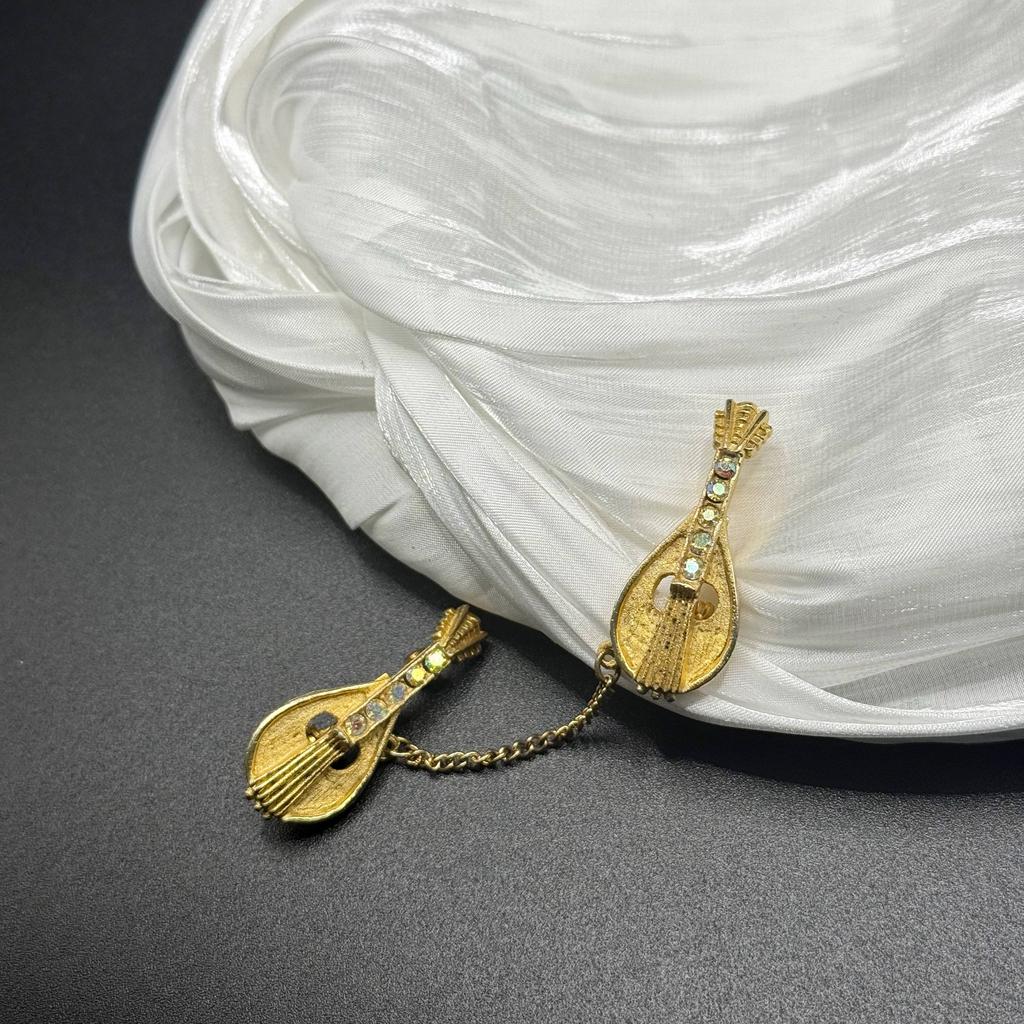 Винтажная брошь «Драгоценный дуэт», 70е