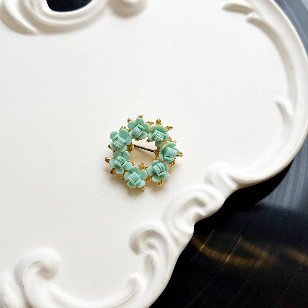 Винтажная брошь «Зелёный шёпот» 80е