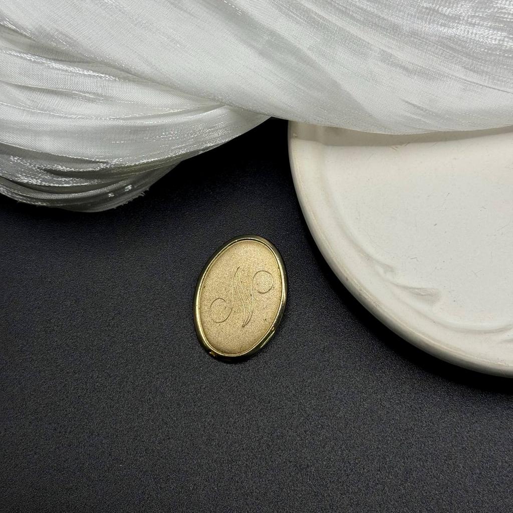 Винтажная брошь «Буква N» 70е