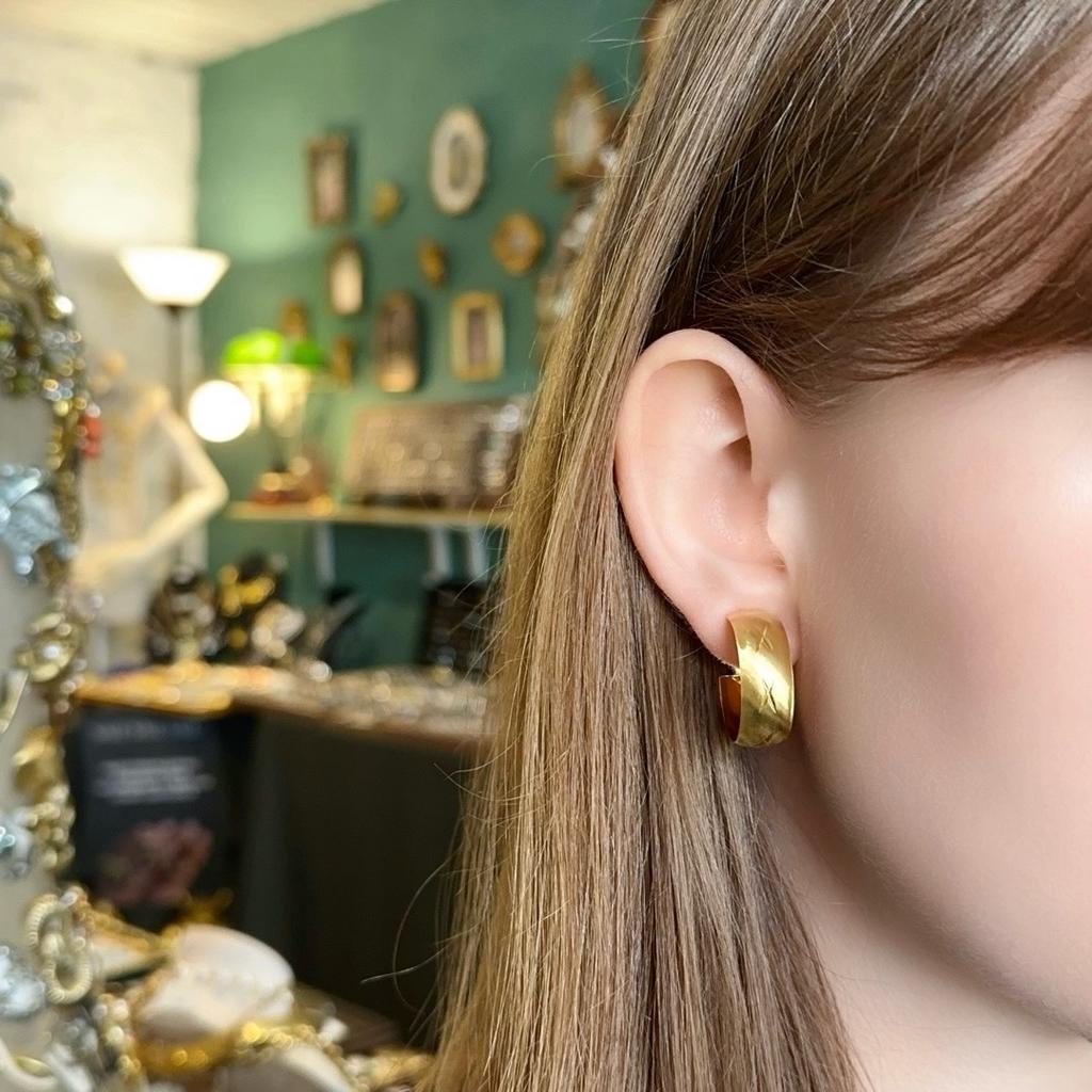 Винтажные клипсы «Нежность позолоты», США, 80-90е