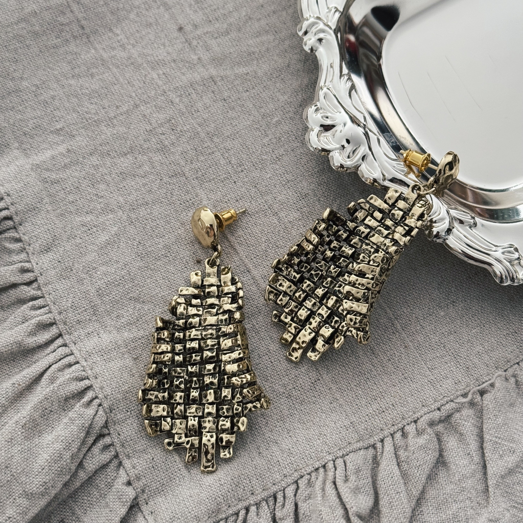 Серьги “Main character”