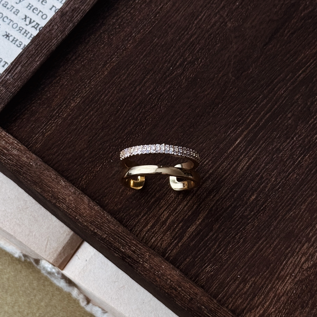 Кольцо «Деликатное свечение», в золотом цвете, 16 размер