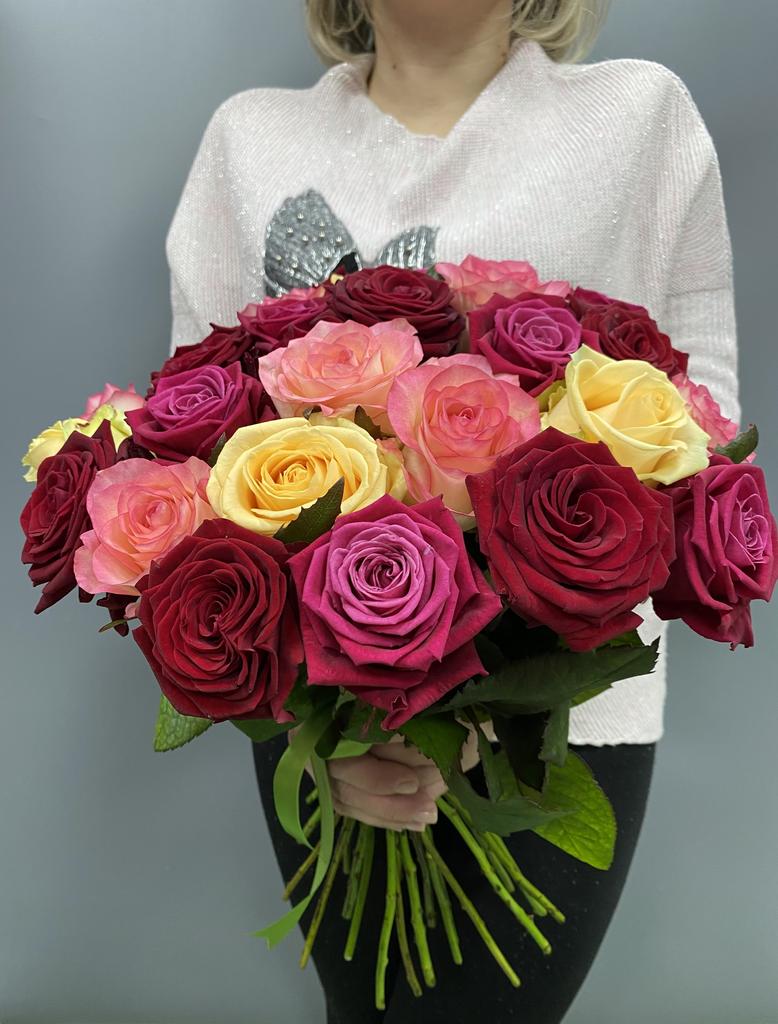 Арт. 82 Букет с розой микс 25 штук под ленту