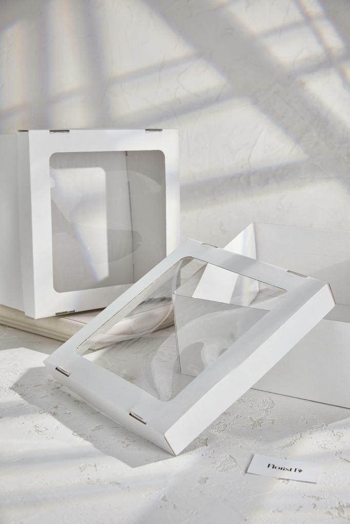 Коробка для подарков с крышкой - Белая