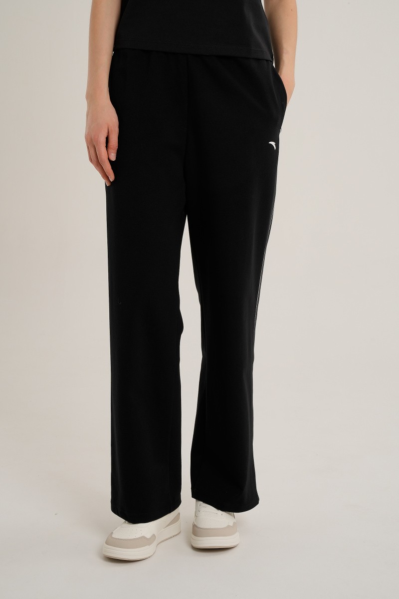 БРЮКИ ТРИКОТАЖНЫЕ ANTA TRN-ESSENTIAL KNIT TRACK PANTS