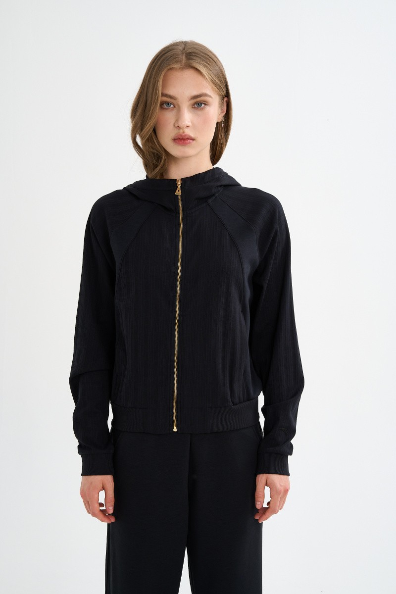 ТОЛСТОВКА НА МОЛНИИ ANTA ICONIC KNIT TRACK TOP