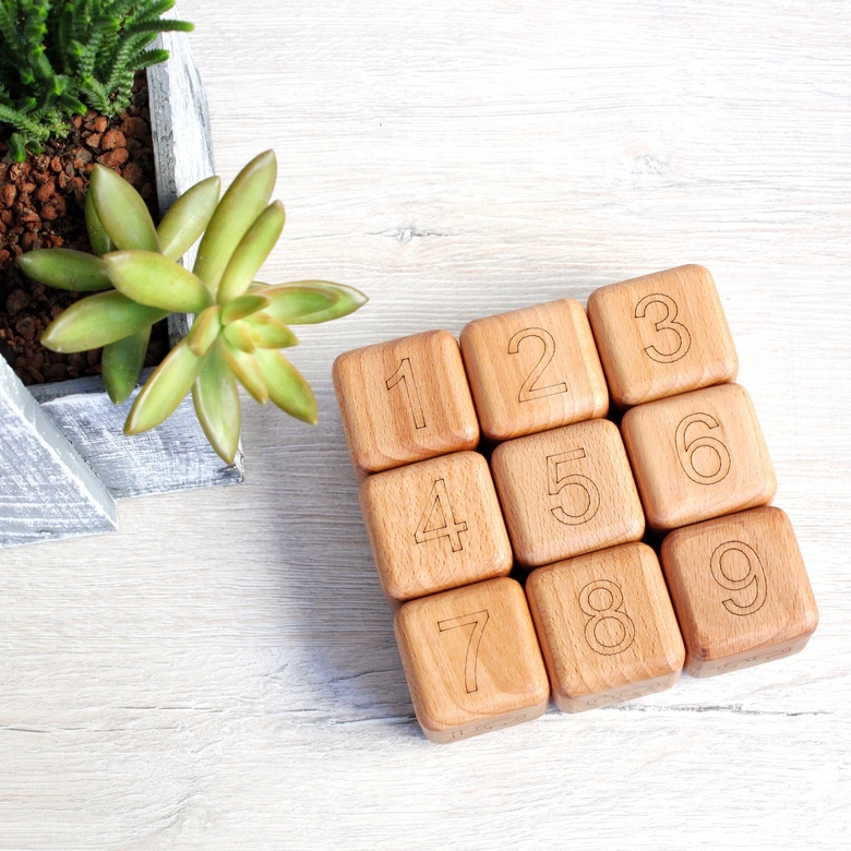 Кубики с цифрами "Учимся считать"
