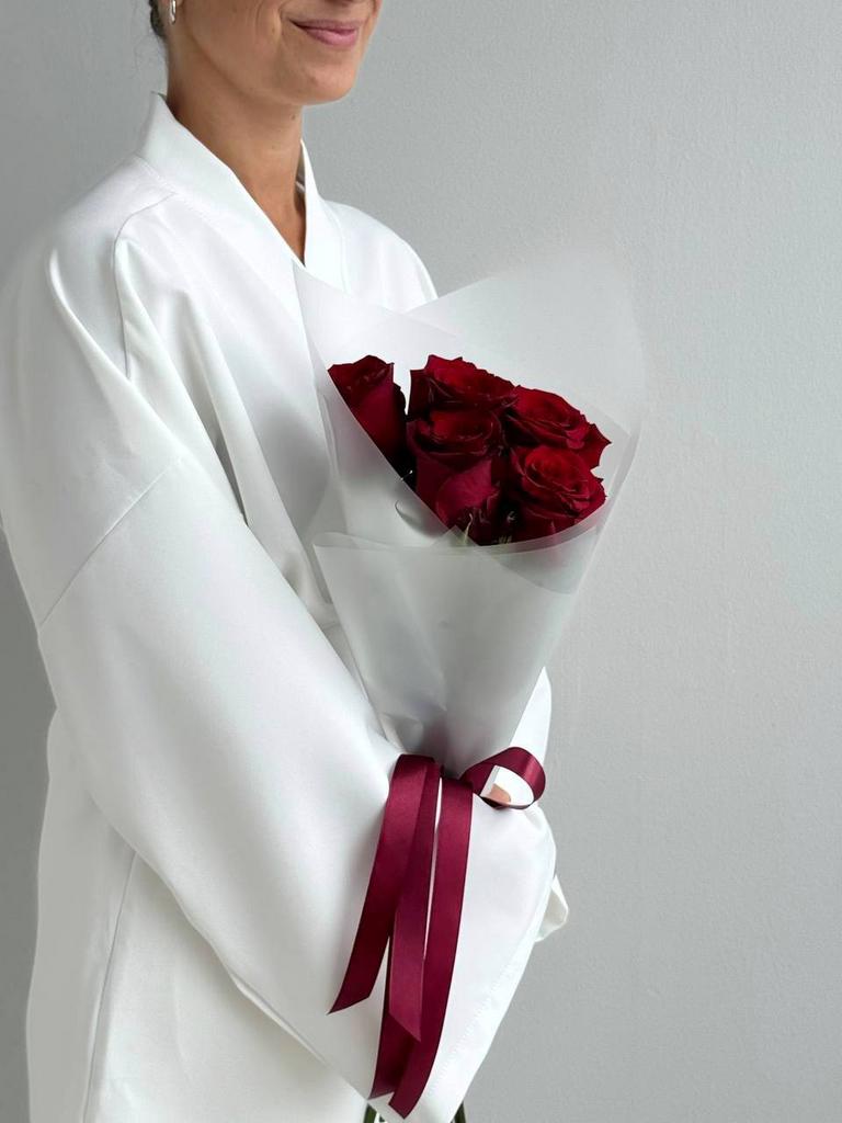 Красные розы классика - 5 шт