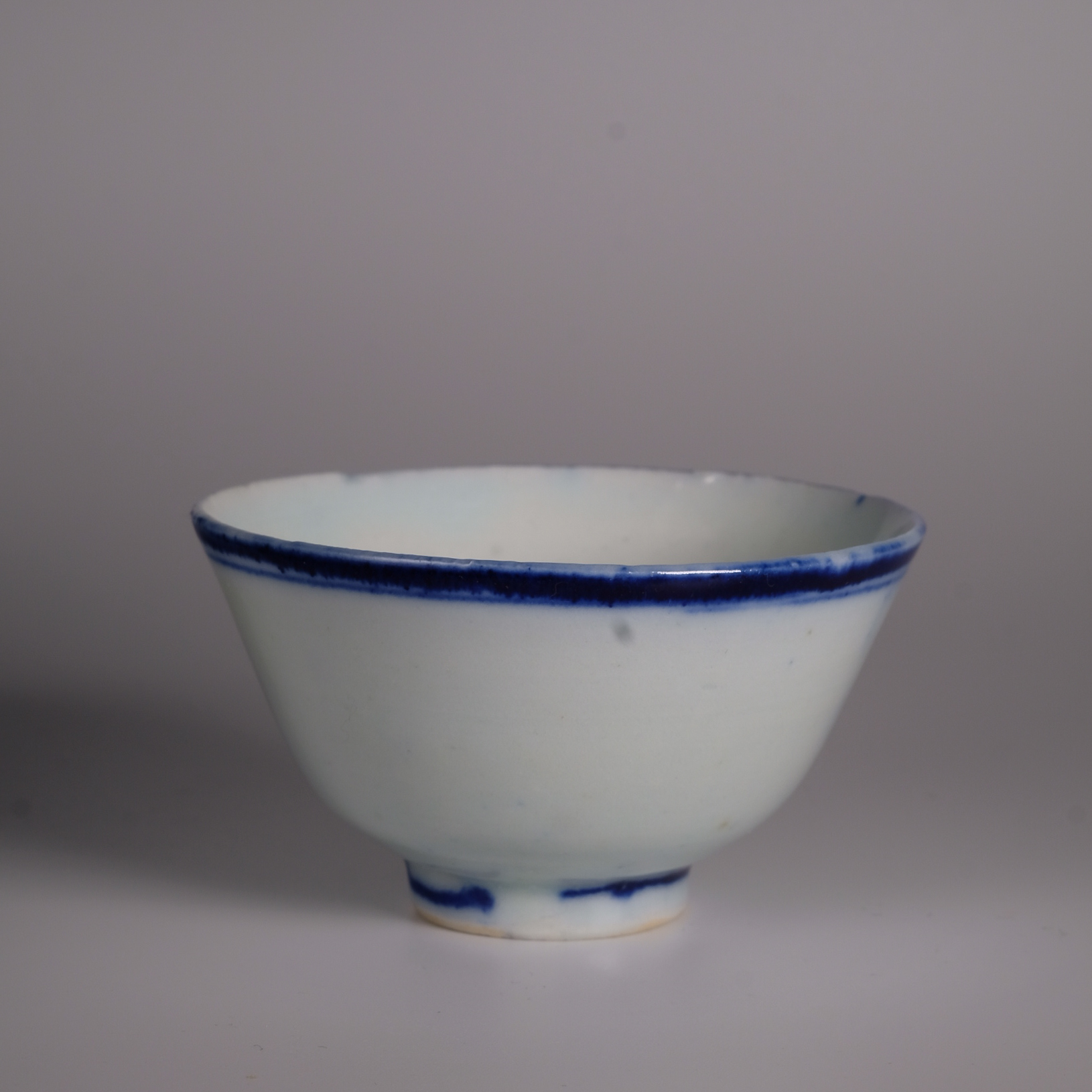 Пиала "Голубая Линия" Поздней династии Цин объемом 40-50мл