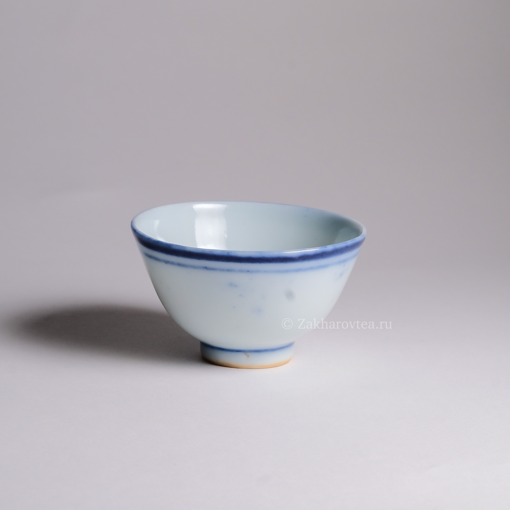Пиала "Голубая Линия" Поздней династии Цин объемом 30-40 мл