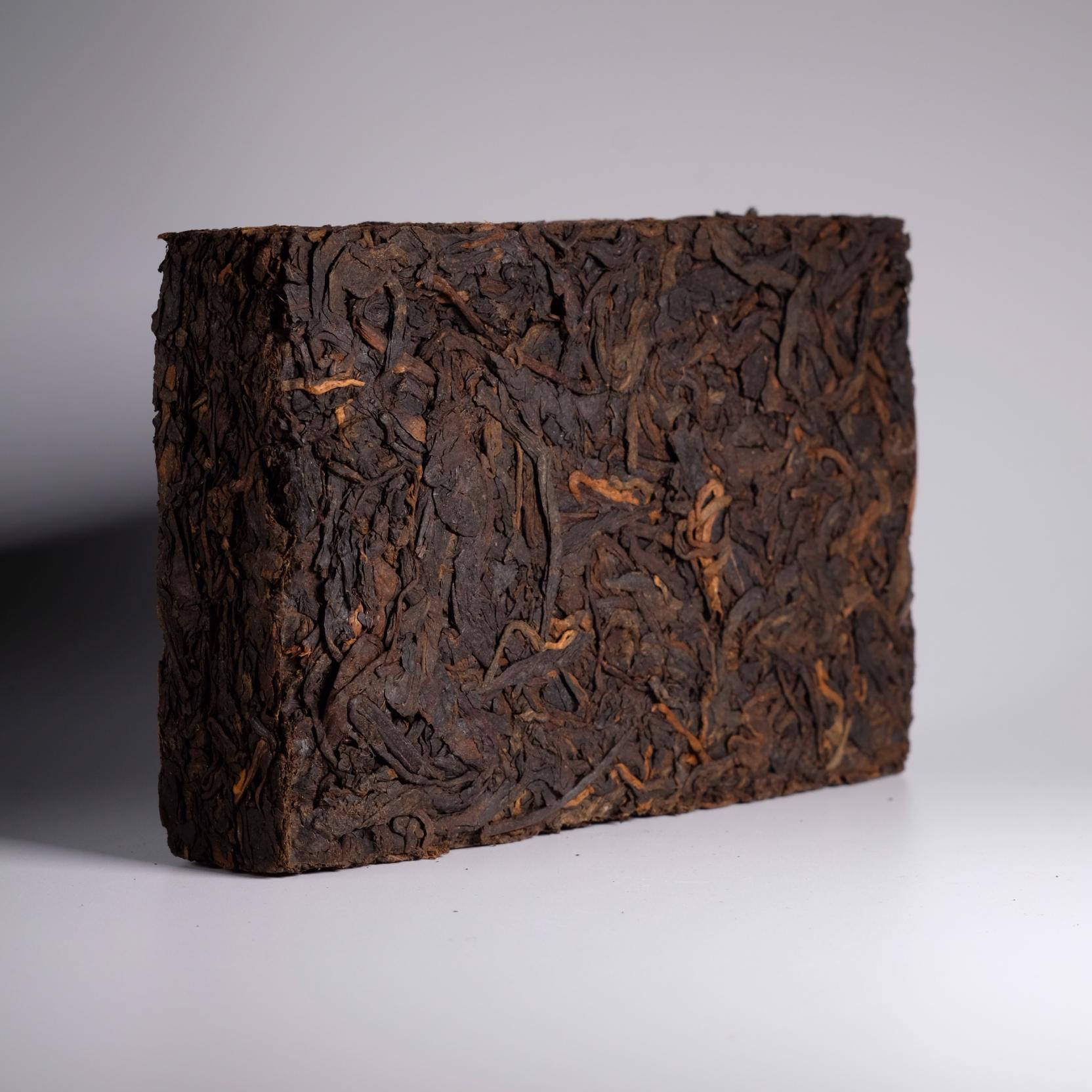 Шу пуэр с горы Да Сюэ Шань 2018г 250гр