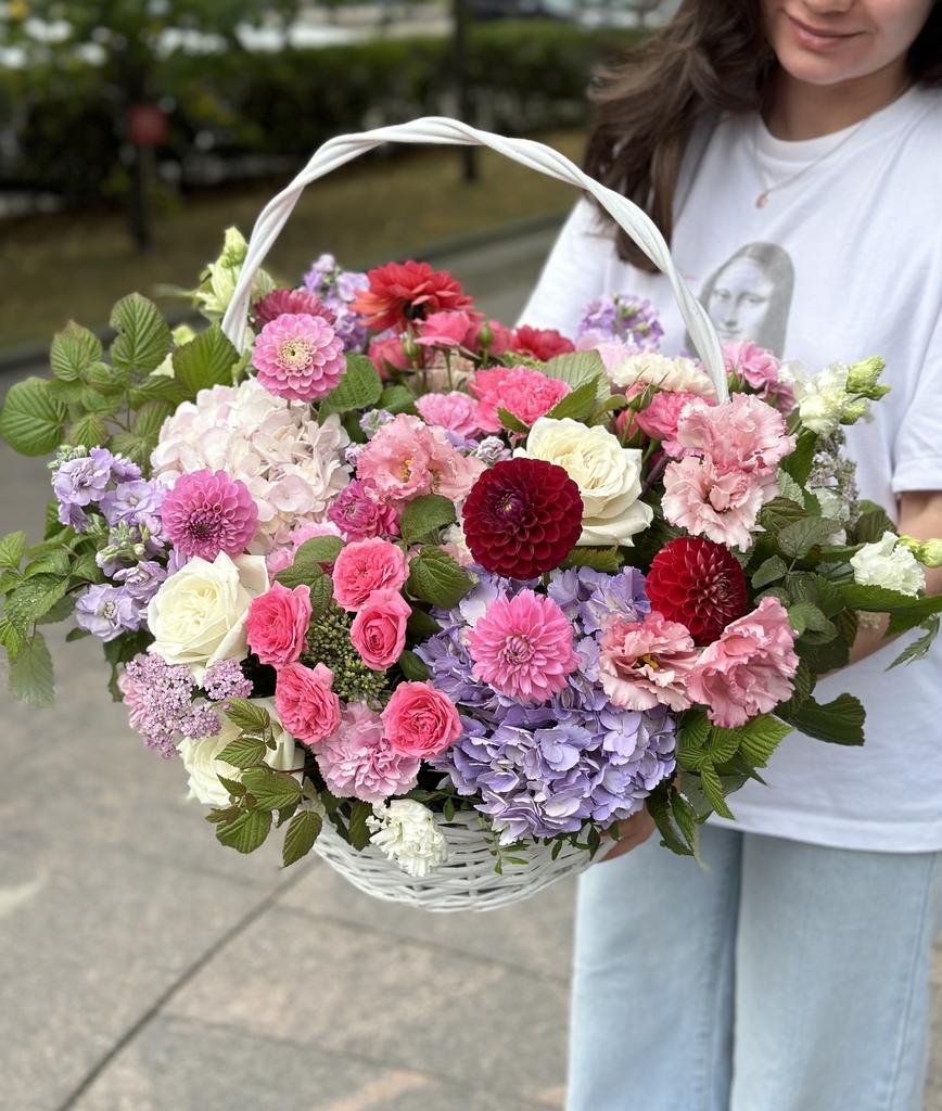 КОРЗИНА ЦВЕТОВ BLOOM BOX 88