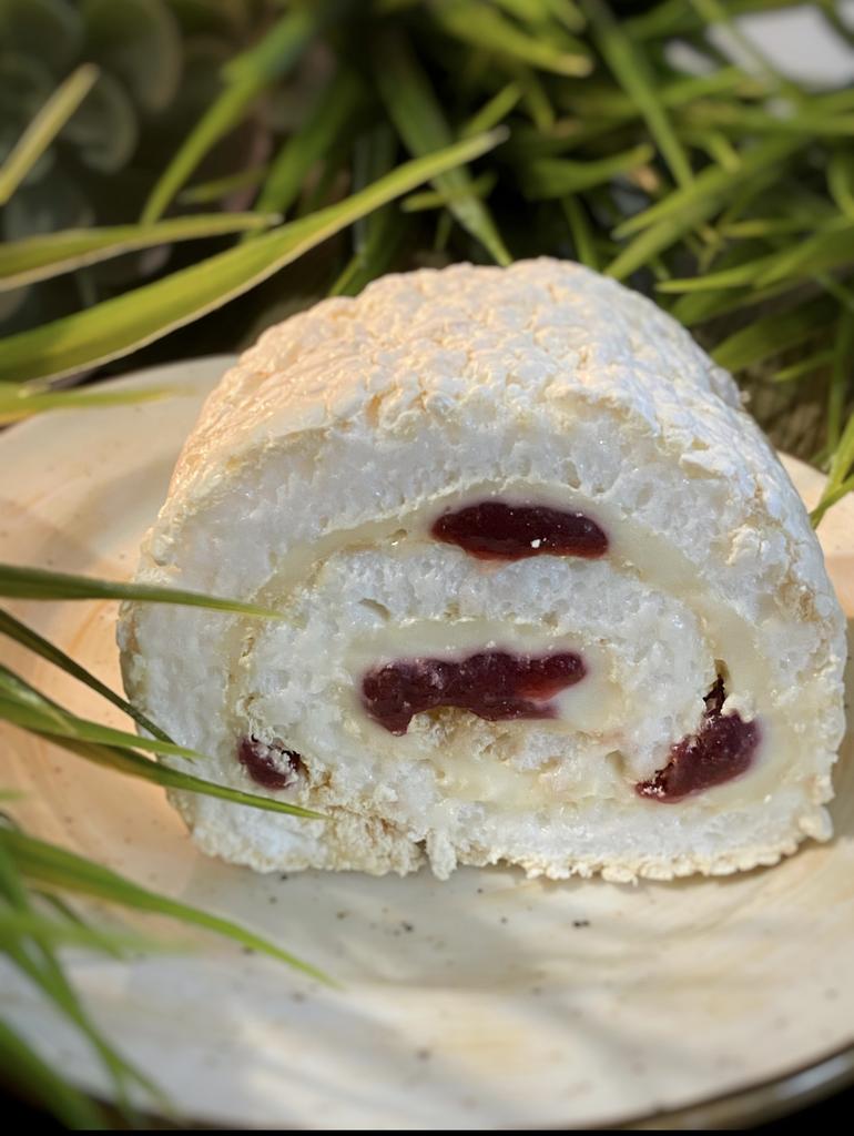 Меренговый рулет