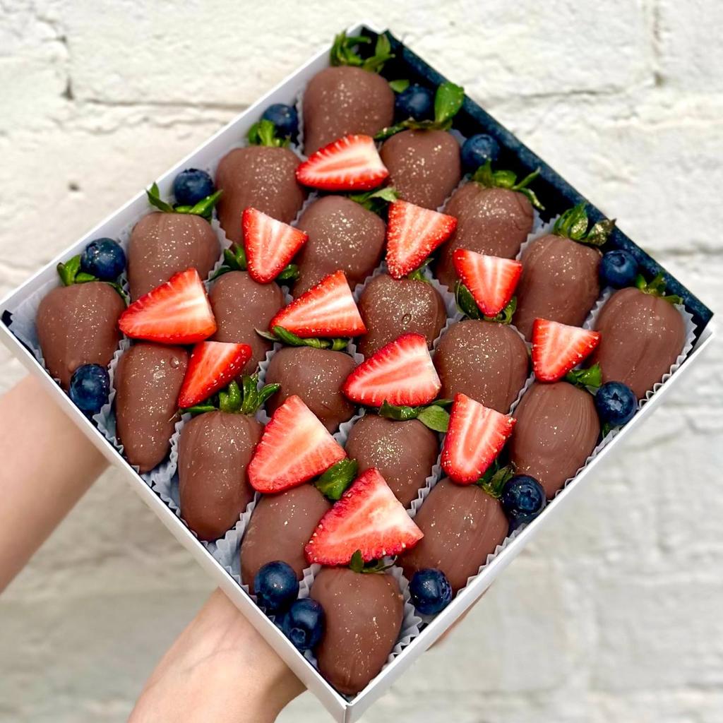 Клубника в шоколаде Berry Mix (20-25 ягод)