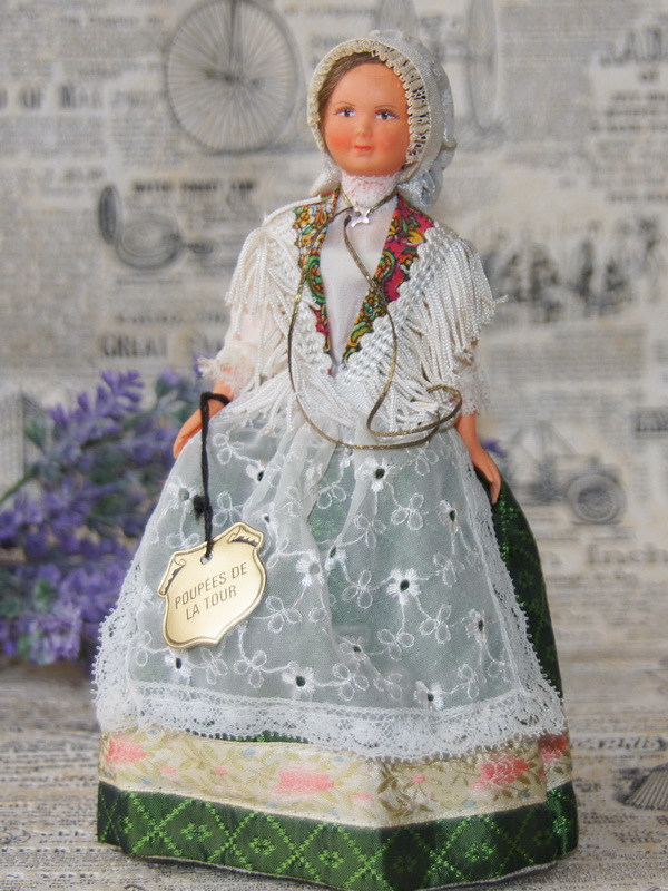 Французская национальная кукла, 18 см (1400671)