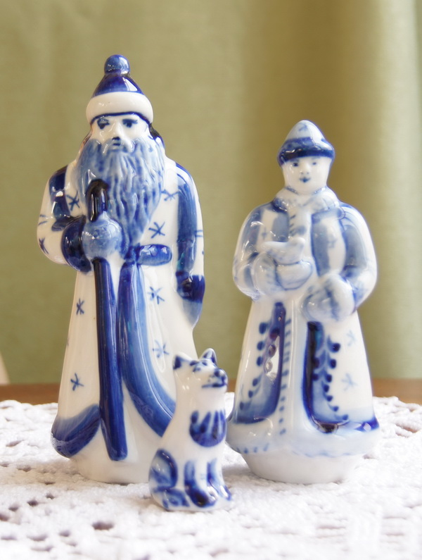 Гжель, набор, Дед Мороз, Снегурочка и собачка