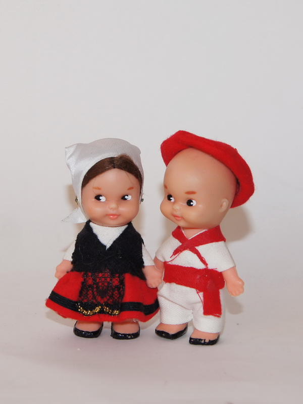 Испанские миниатюрные куклы Famosa, 9 см (2007541)