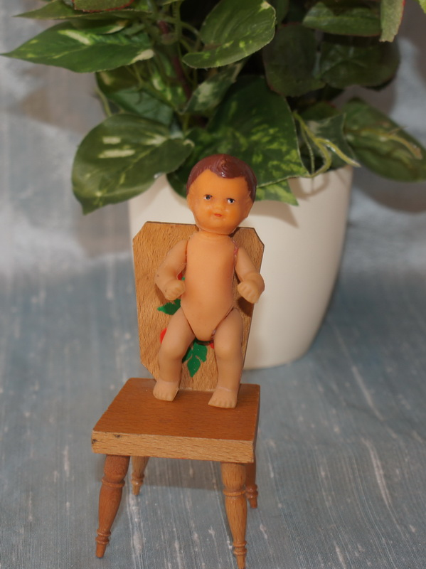 Старый пупсик, 8 см, 600347