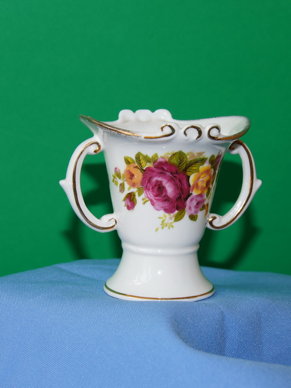 Миниатюрная ваза, фарфор, роспись, Англия, 8 см, 170654