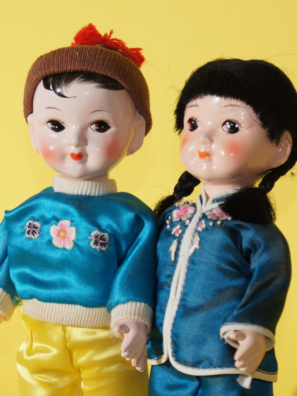Пара кукол в китайских костюмах, 21 см (2009041)