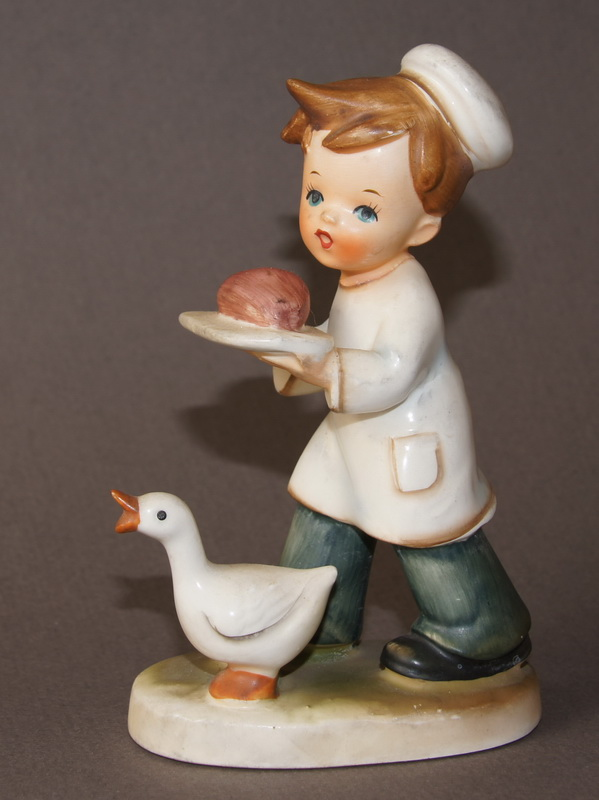 Маленький пекарь, керамическая статуэтка, Япония