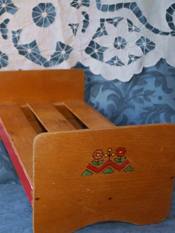 Кровать для куклы, СССР