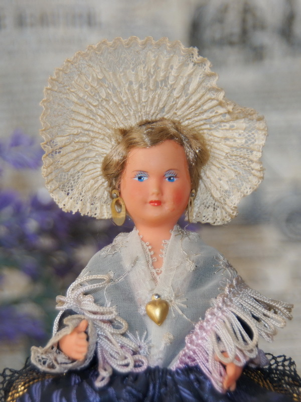 Французская национальная кукла, 13 см (1400687)