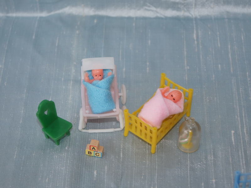 Микро-пупсик в конверте, 2.5 см (900871)