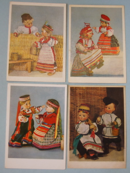 Коллекция старинных открыток "Куклы в народных костюмах" № 9