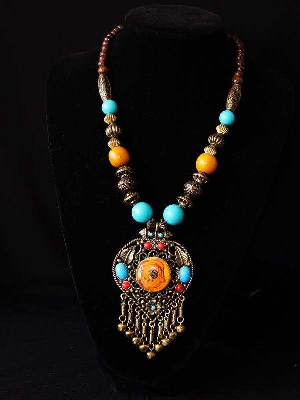Этническое колье в стиле Бохо