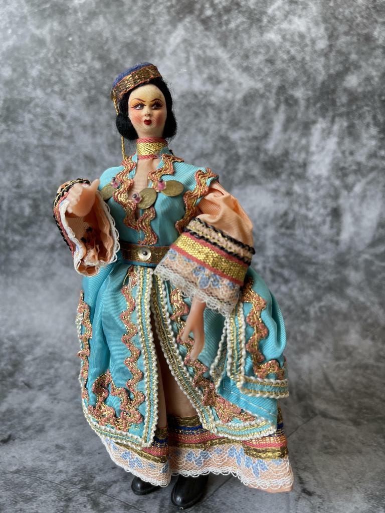 Куклы в национальных костюмах