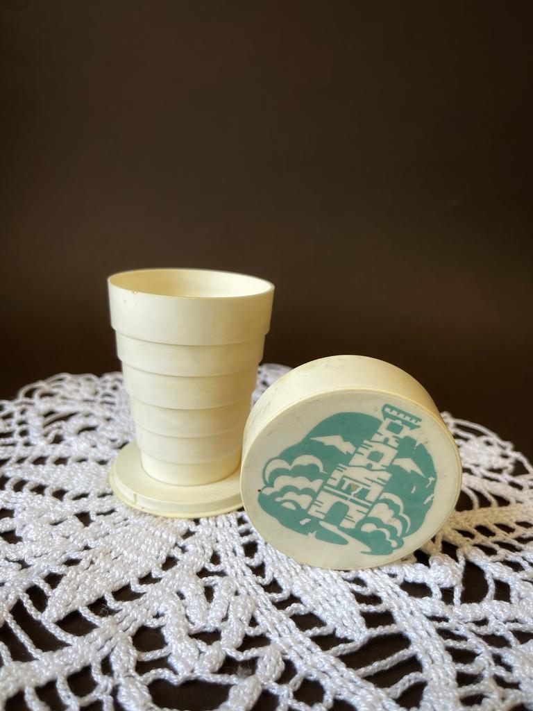 Игрушки СССР  стаканчик