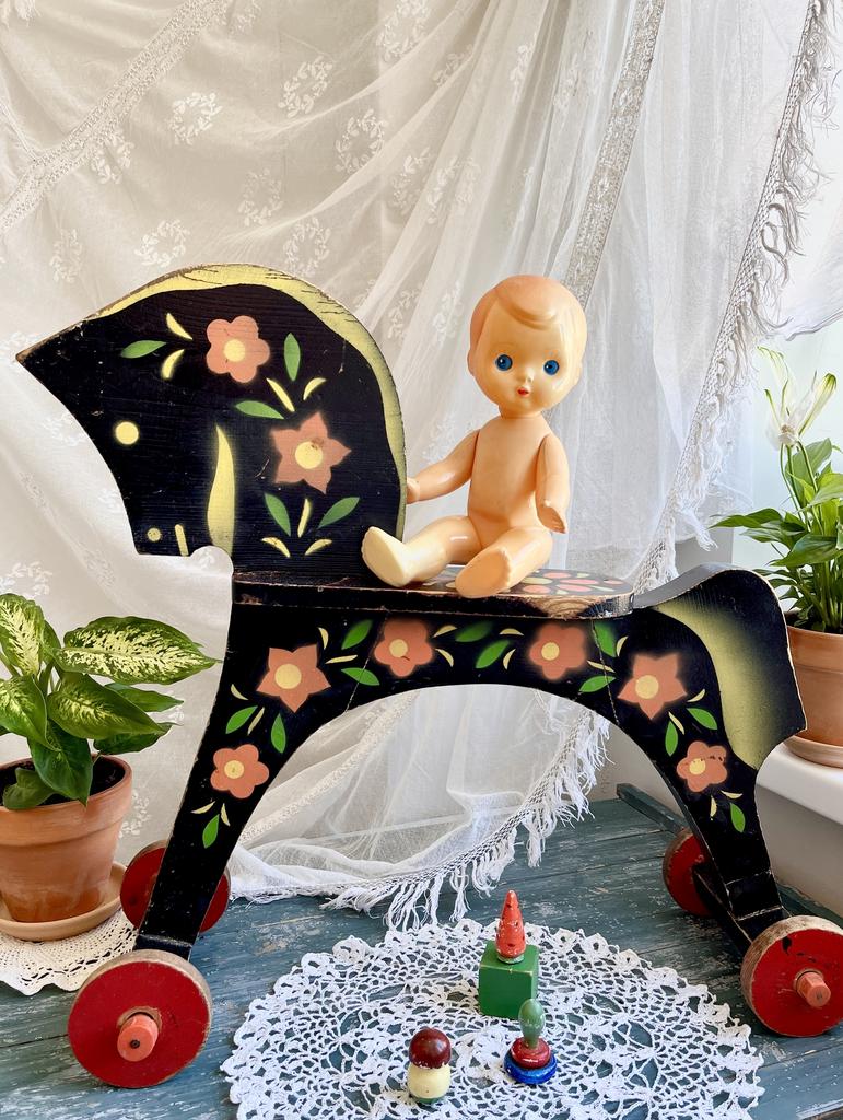 Лошадка каталка СССР, советская игрушка