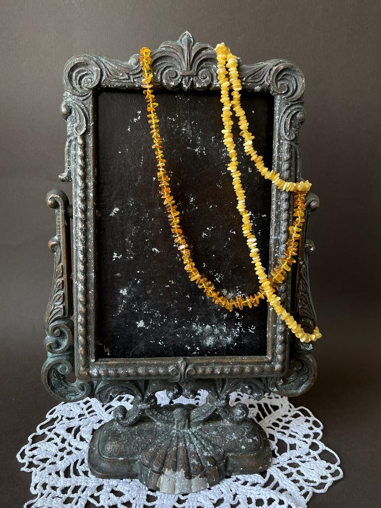 Старинное зеркало, старинная рама, старинная картина